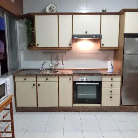 Сasa de vacaciones Piso Centrico A 350m De La Playa Silgar *